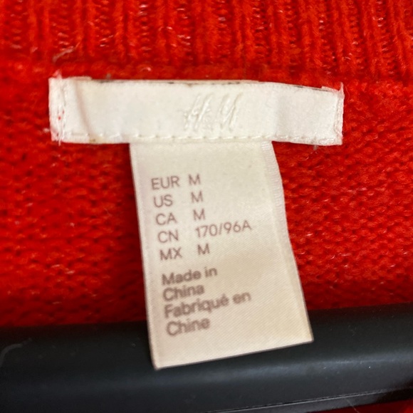 H&M Red Heart Pattern Oversized Sweater medium - Picture 4 of 7